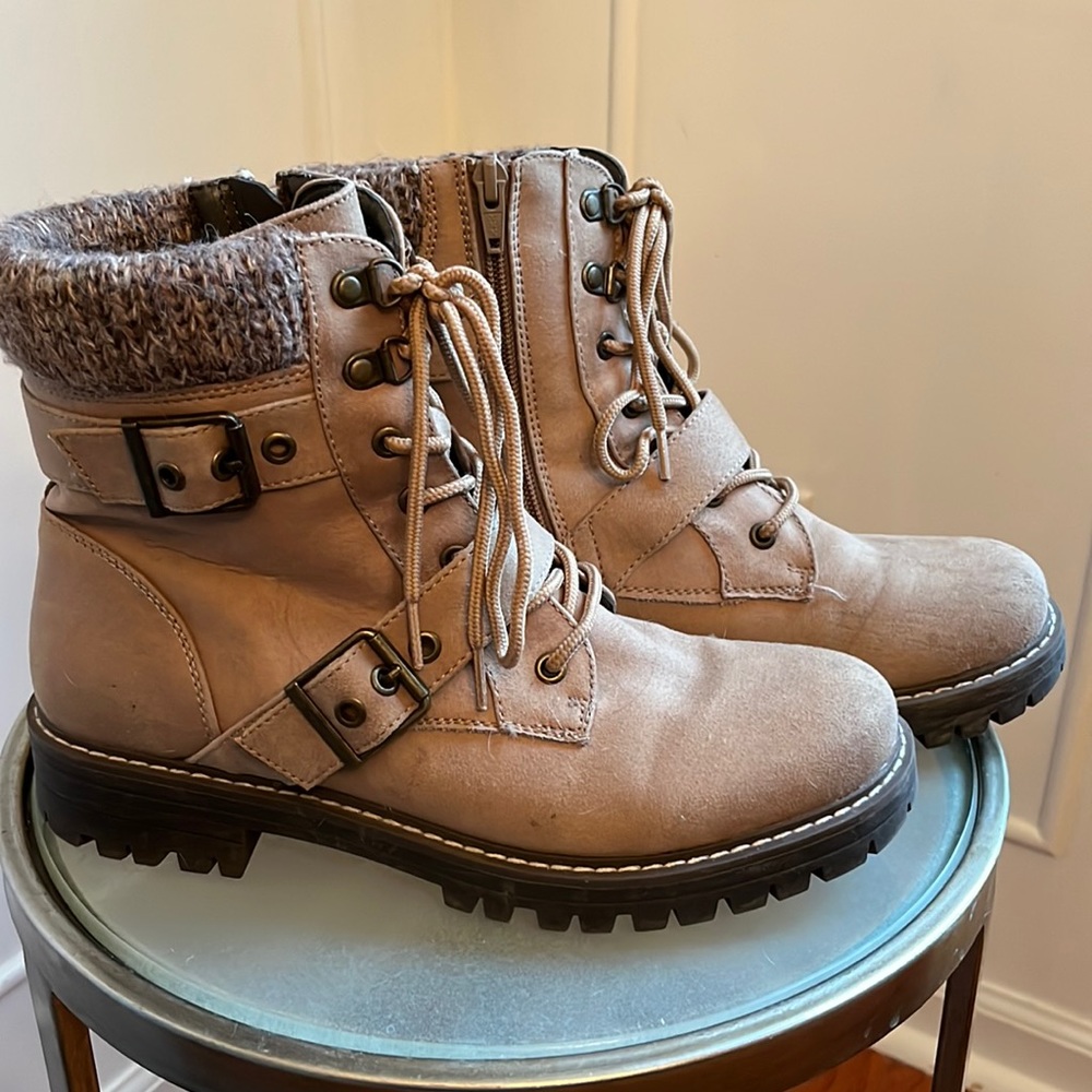 Womens Cliffs by White Mountain Marlee Faux Suede Combat & Lace Up Boot Size 9